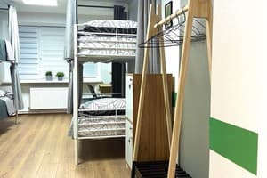 Хостел  GREEN HOUSE. Место в общем 6-местном номере K4 (13/14/1/16/17/18) 1