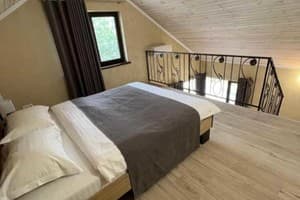 Отель Кот Баюн и Кривенькая уточка. Коттедж 4-местный  9