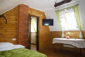 База отдыха На Дачі. Семейный 4-местный  10